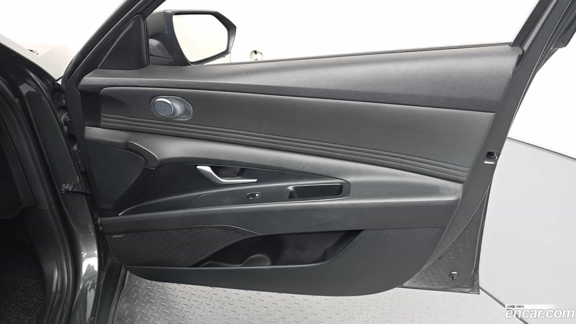 AVANTE Hyundai 2020.5-INNER-034