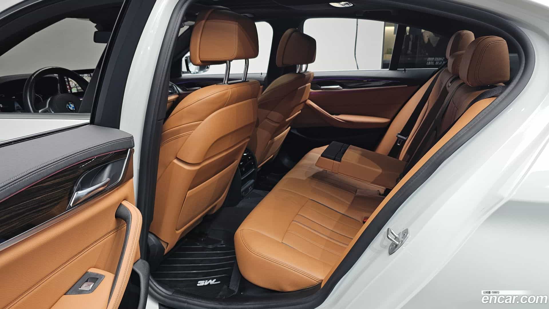 5-Series BMW 2021.4-OPTION-015