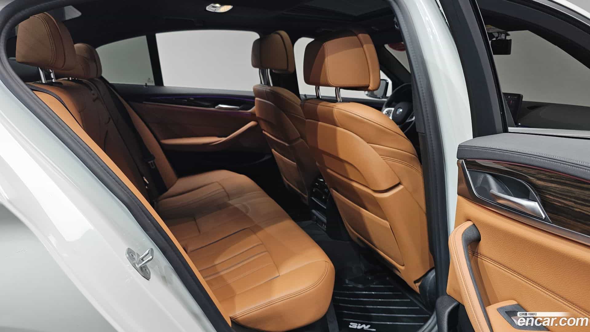 5-Series BMW 2021.4-OPTION-016