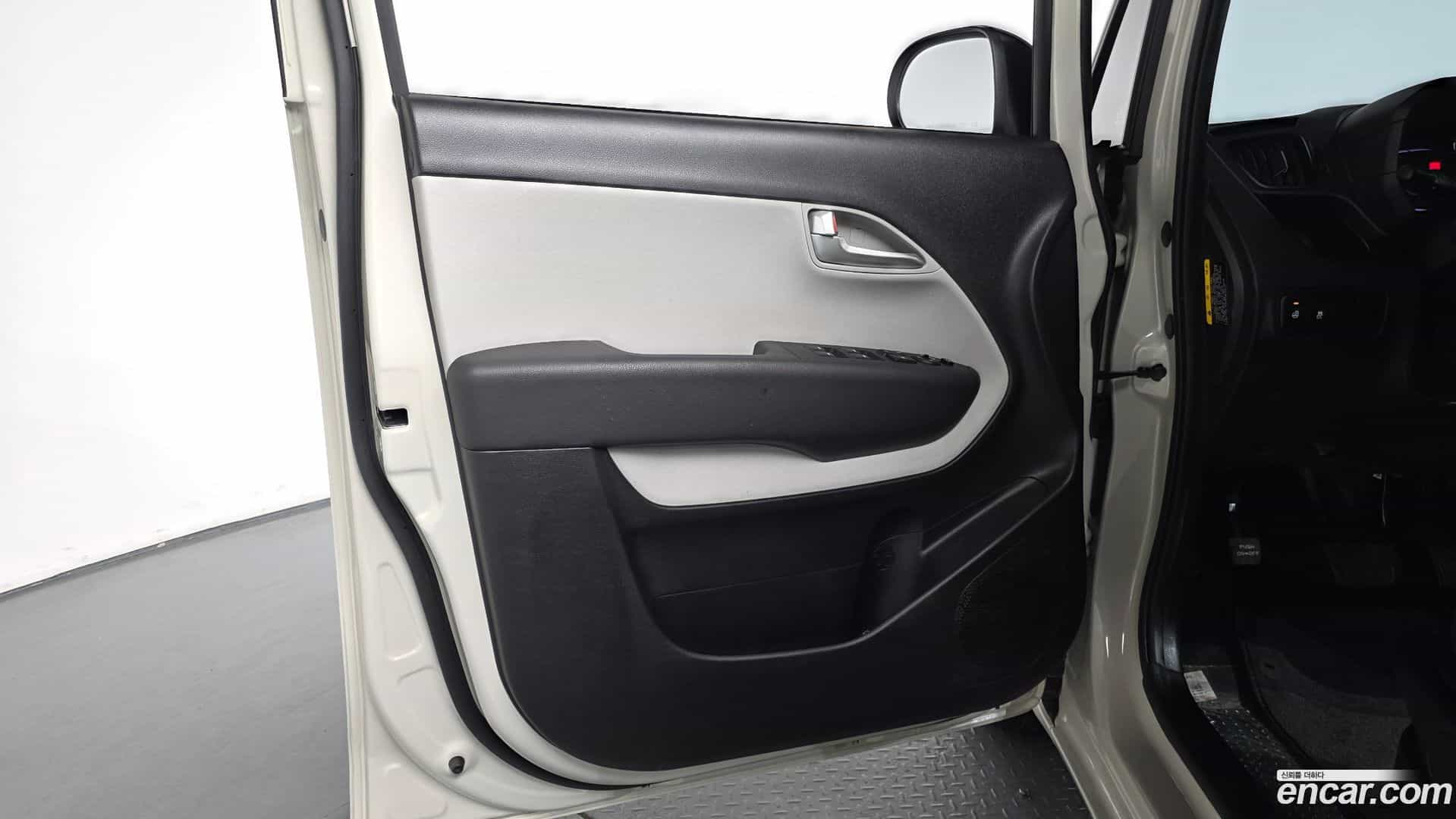 RAY Kia 2026.2-INNER-034