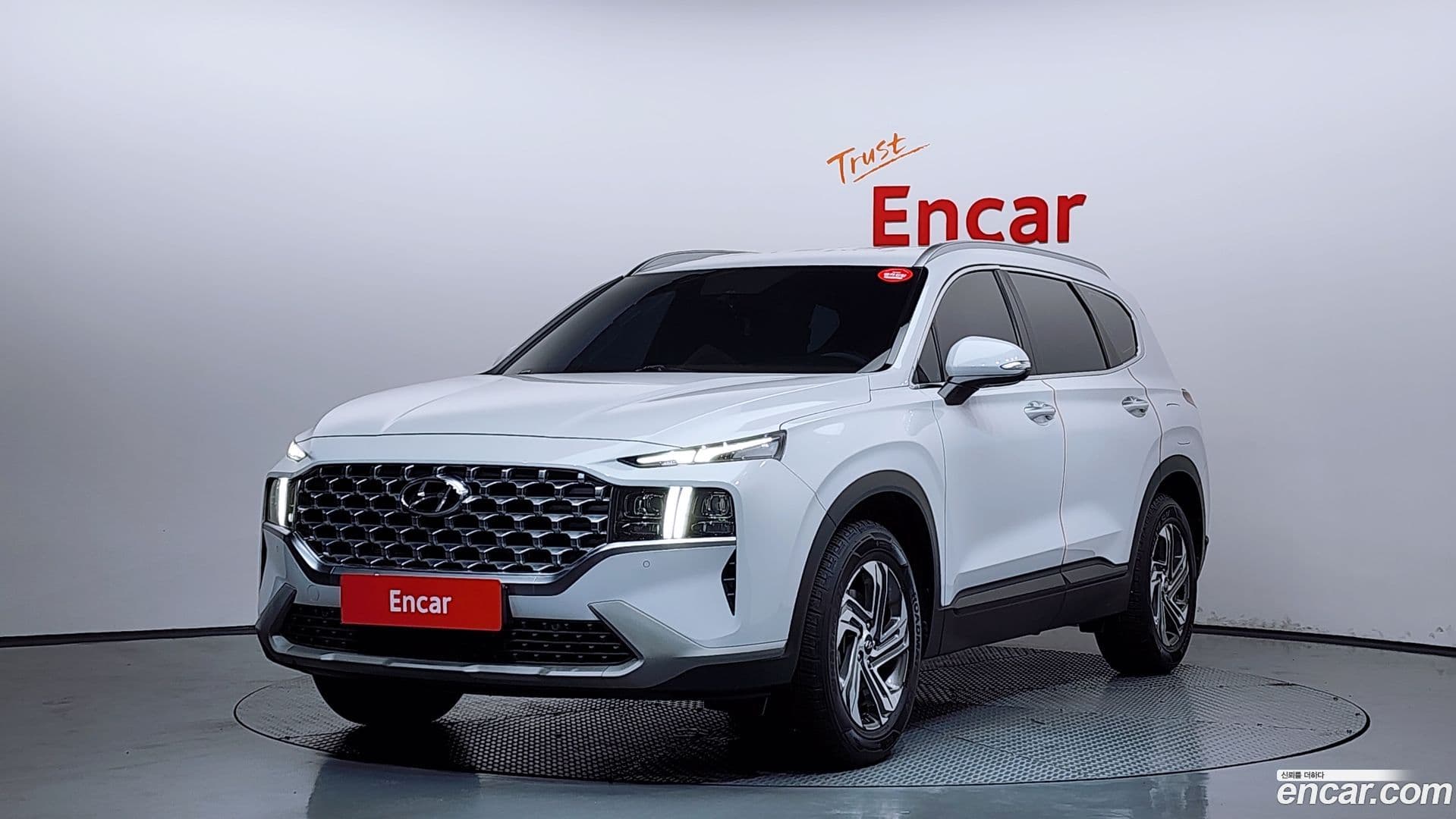 Main__Slider__Photo:Santafe Hyundai 2020.10-0