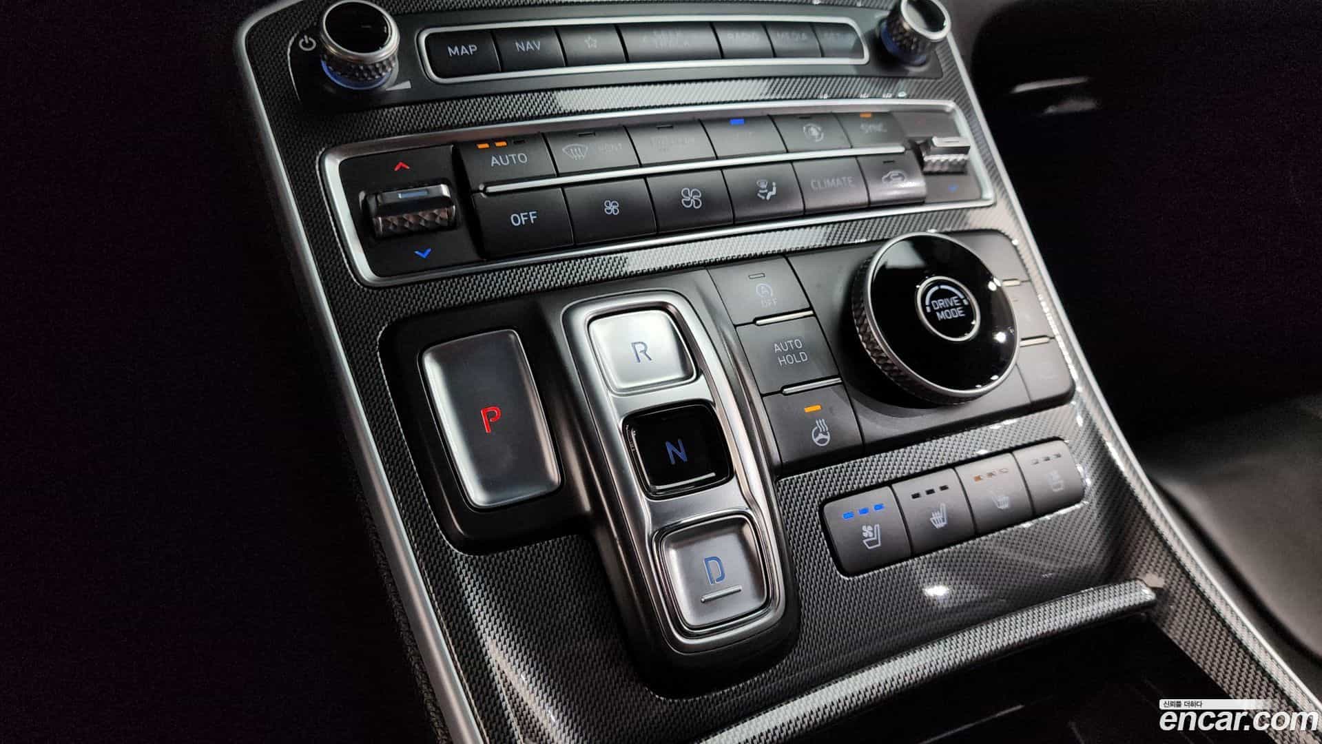 Santafe Hyundai 2020.10-INNER-009