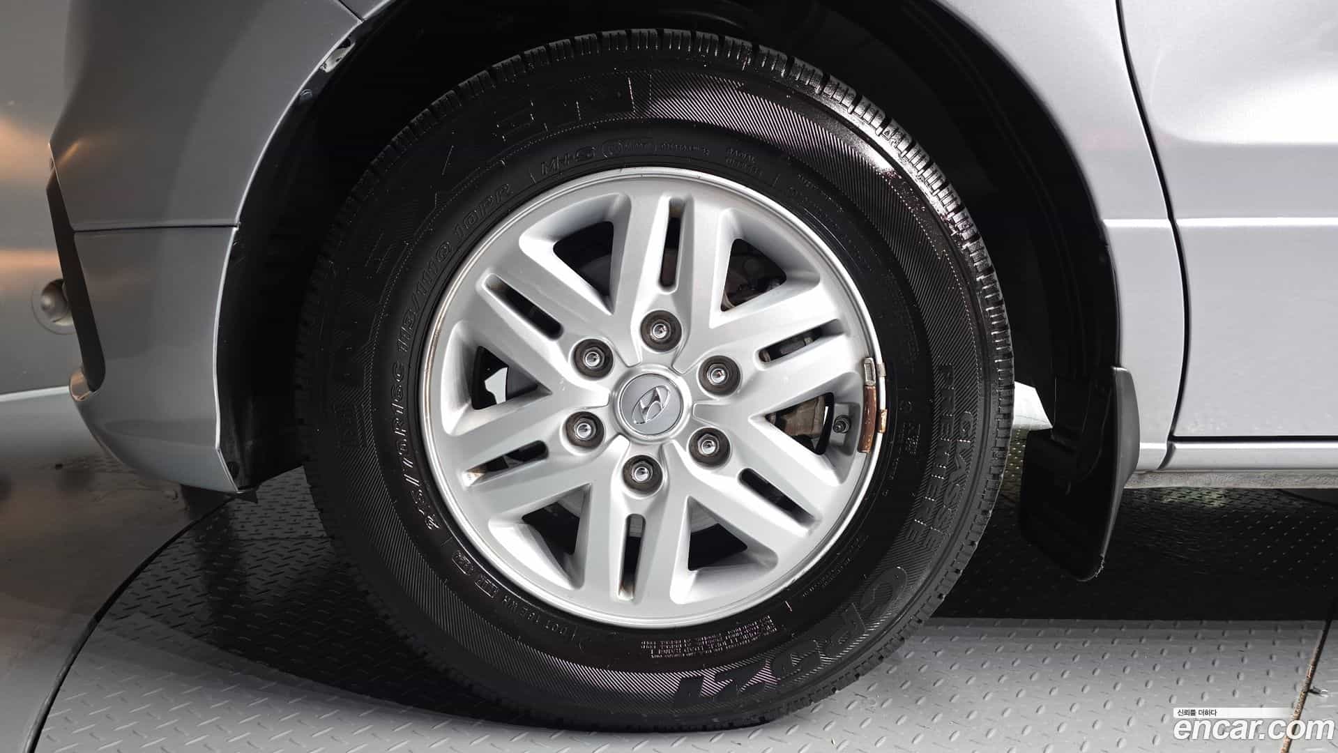 Starex Hyundai 2019.1-OUTER-005