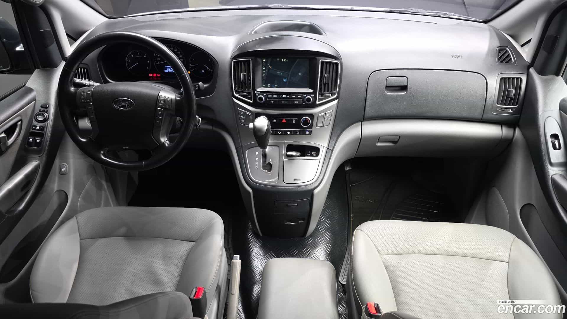 Starex Hyundai 2019.1-INNER-007
