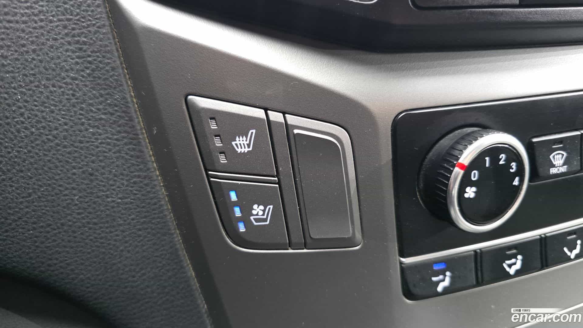 Starex Hyundai 2019.1-OPTION-021