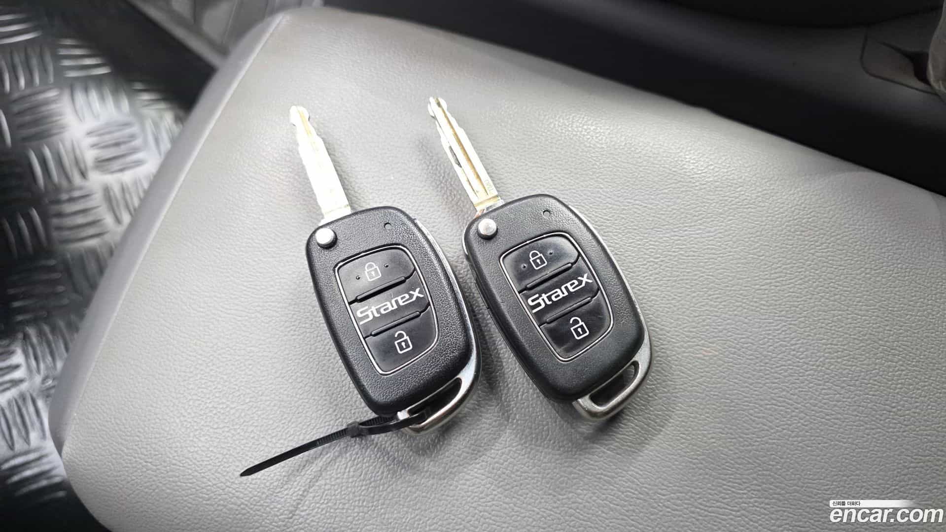 Starex Hyundai 2019.1-OPTION-023