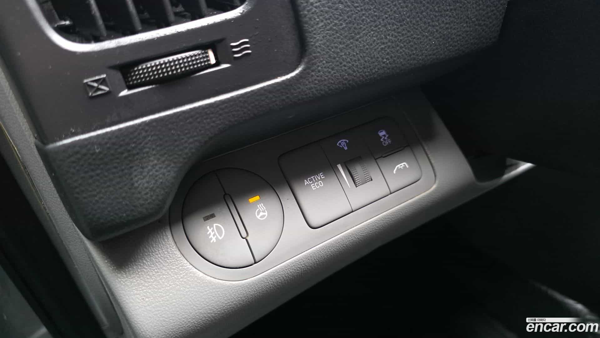 Starex Hyundai 2019.1-OPTION-041