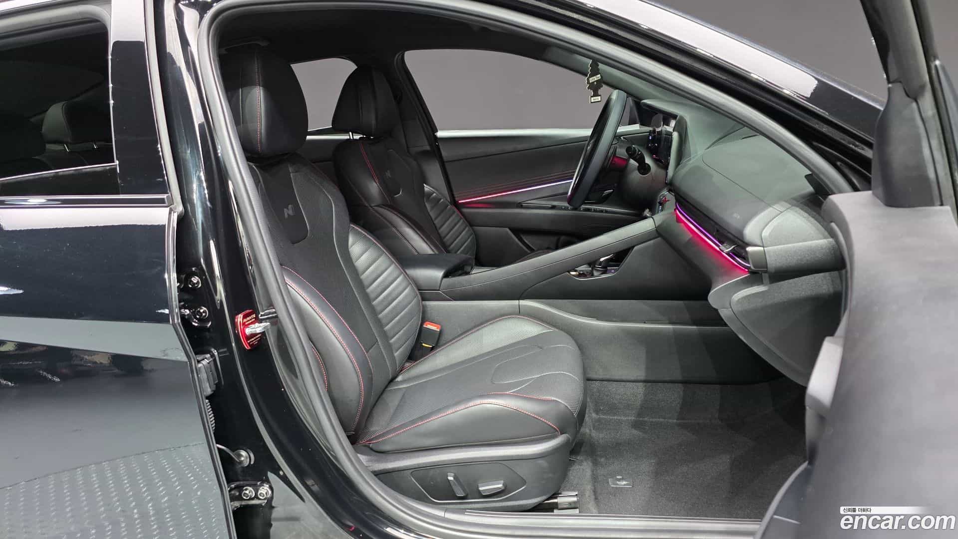 AVANTE Hyundai 2025.1-INNER-036