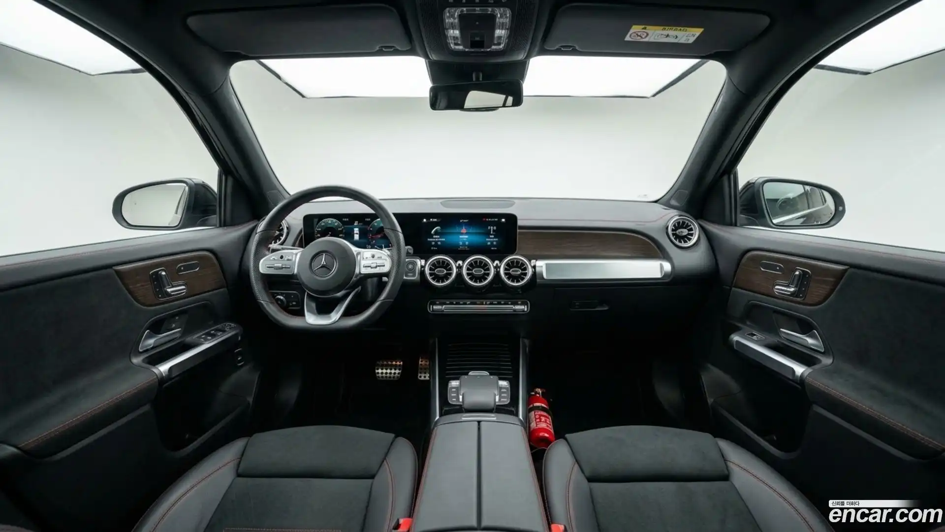 EQB Mercedes-Benz 2024.6-INNER-007