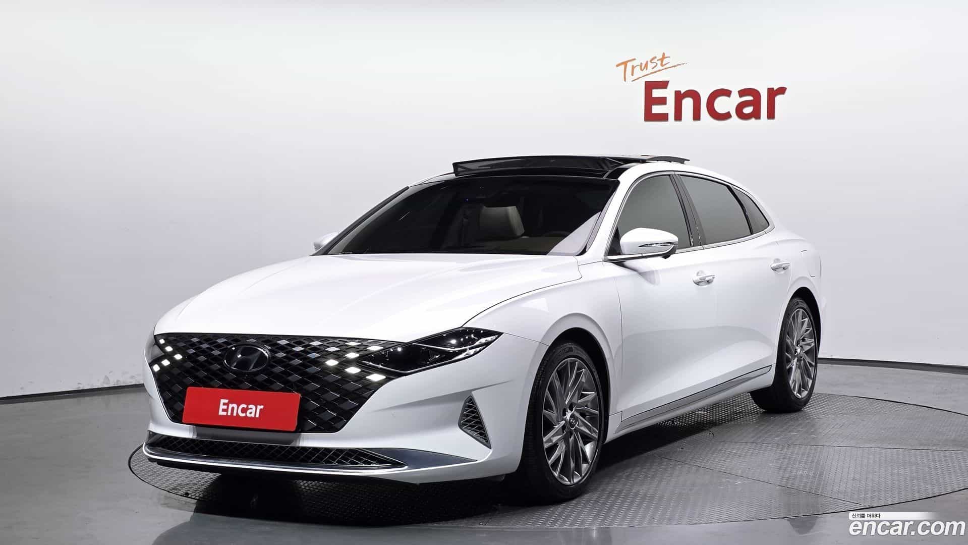 Grandeur Hyundai 2021.4-OUTER-001