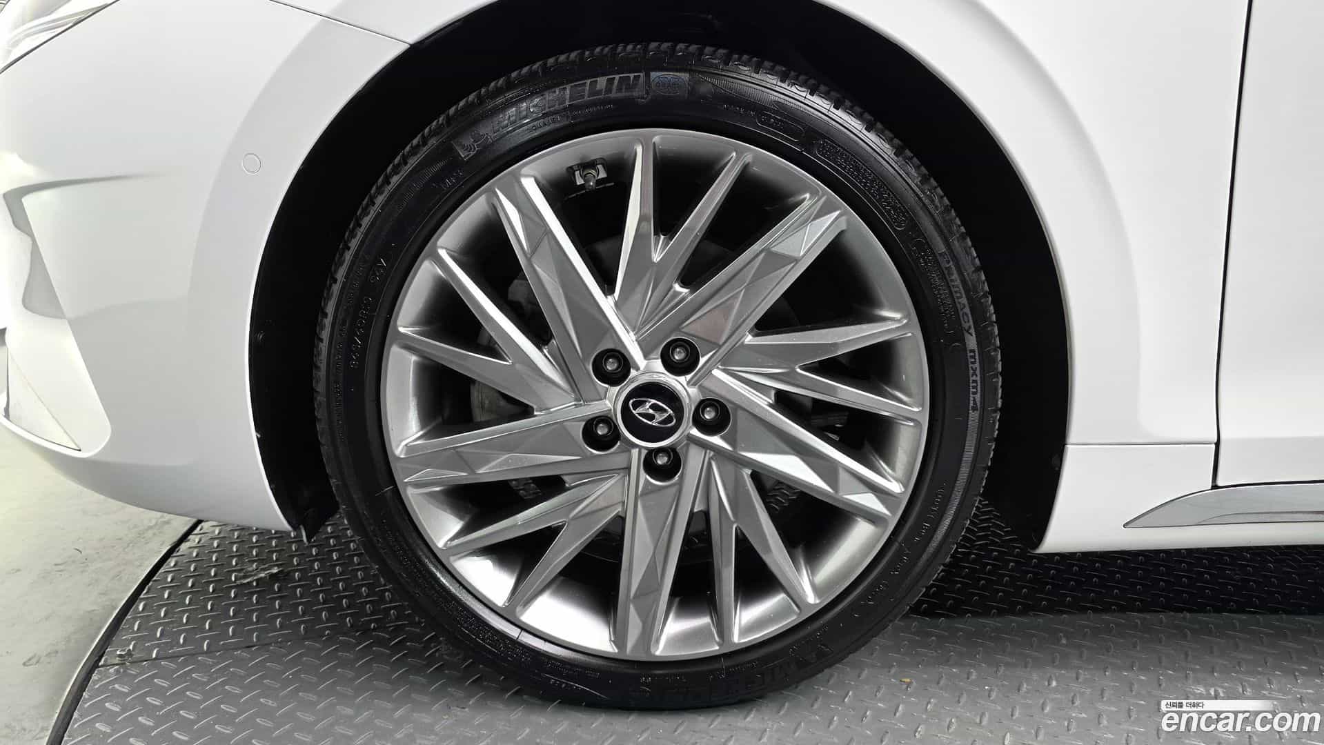 Grandeur Hyundai 2021.4-OUTER-005