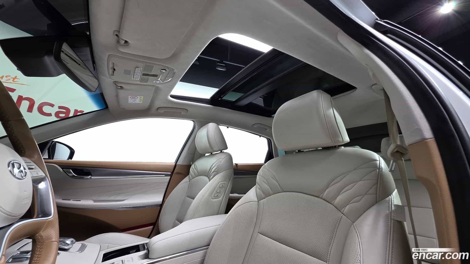 Grandeur Hyundai 2021.4-OPTION-021