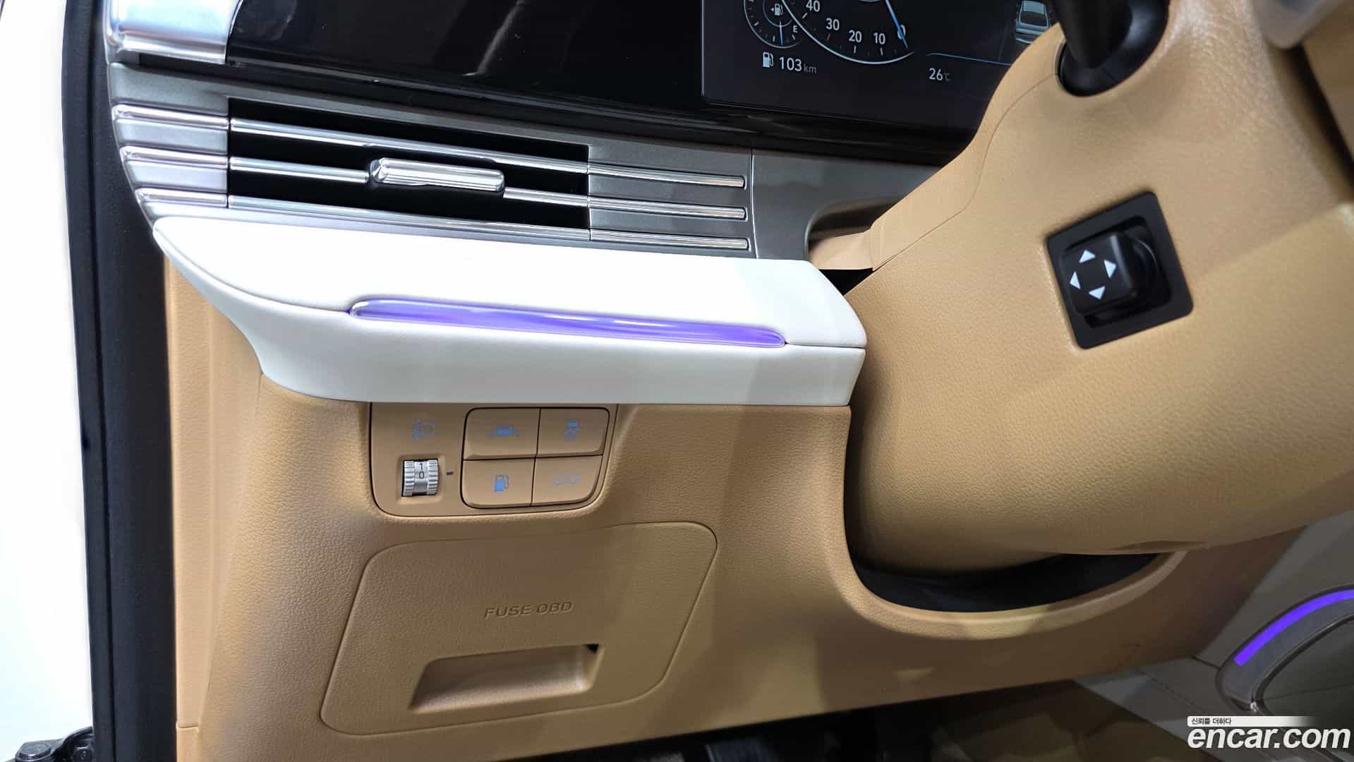 Grandeur Hyundai 2021.4-OPTION-024
