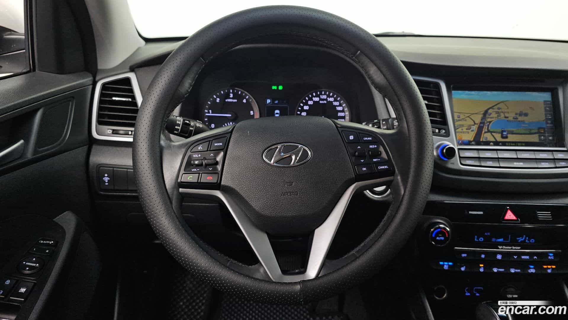 Tucson Hyundai 2015.2-OPTION-017