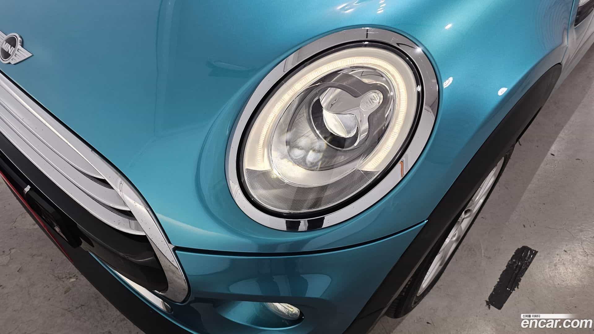 Cooper Convertible Mini 2018.5-OUTER-032