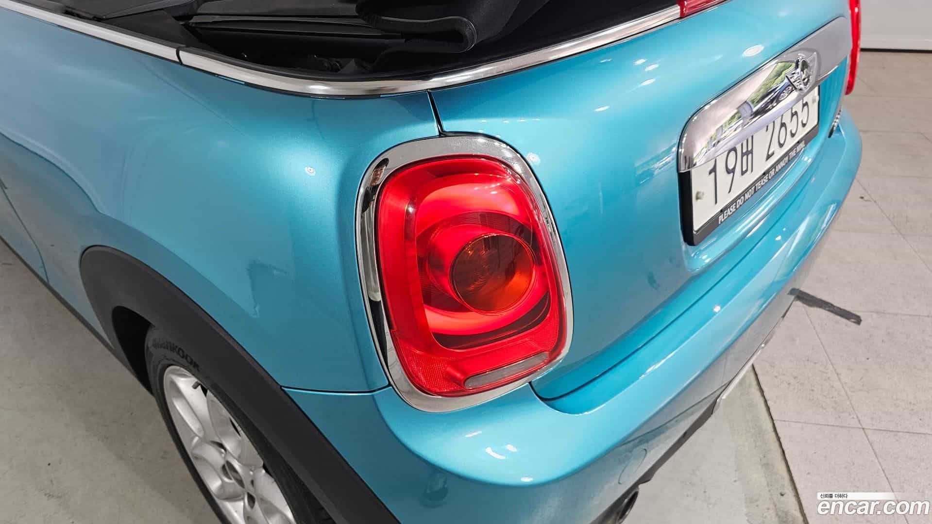 Cooper Convertible Mini 2018.5-OUTER-033