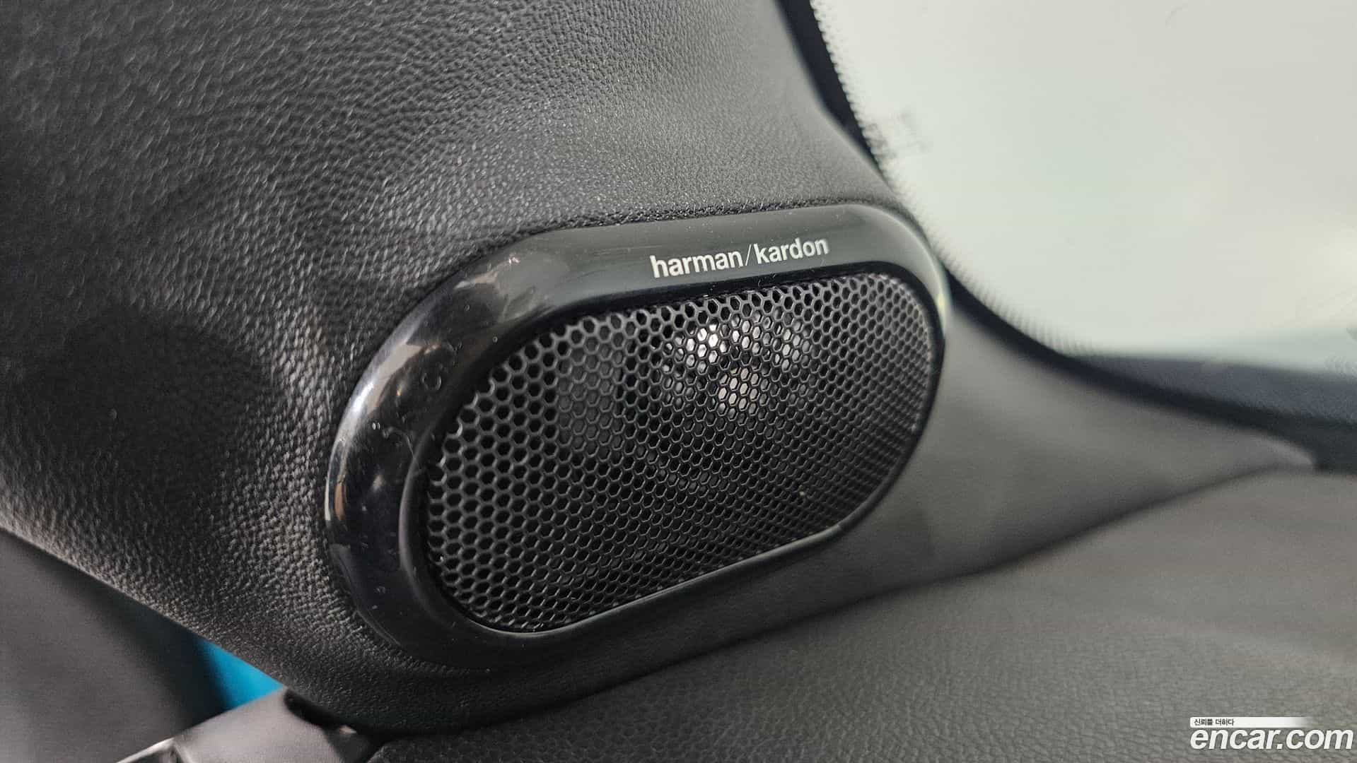 Cooper Convertible Mini 2018.5-OPTION-040