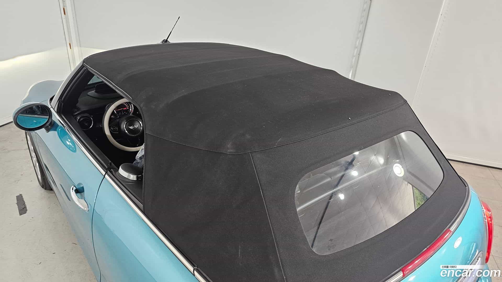 Cooper Convertible Mini 2018.5-OPTION-045