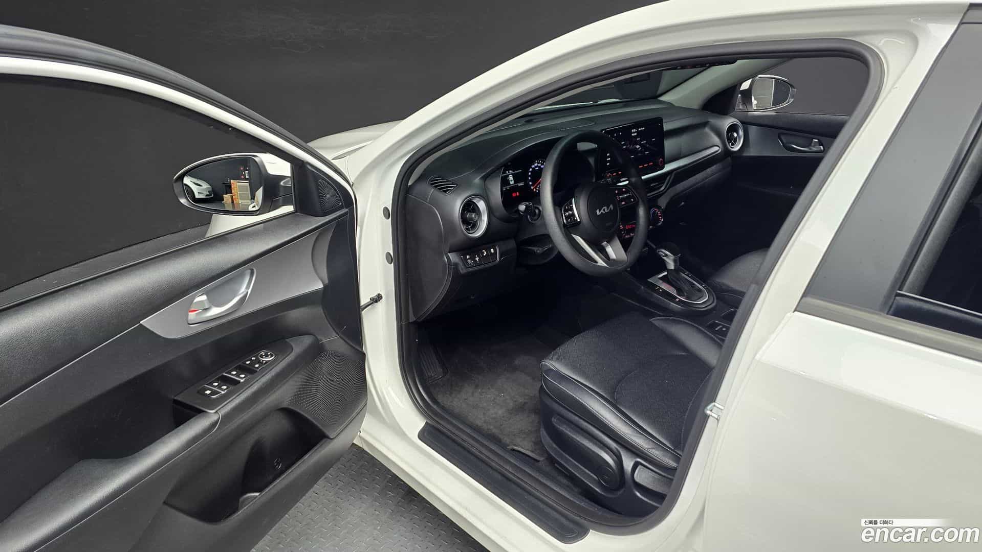 K3 Kia 2022.2-OPTION-015