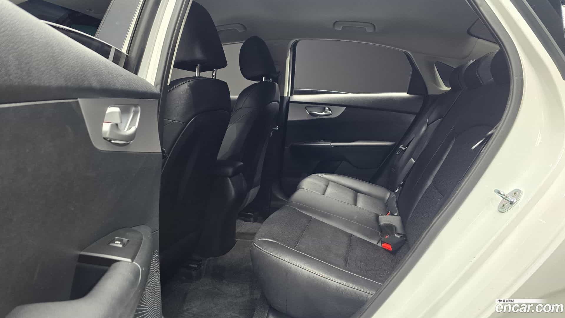 K3 Kia 2022.2-OPTION-016
