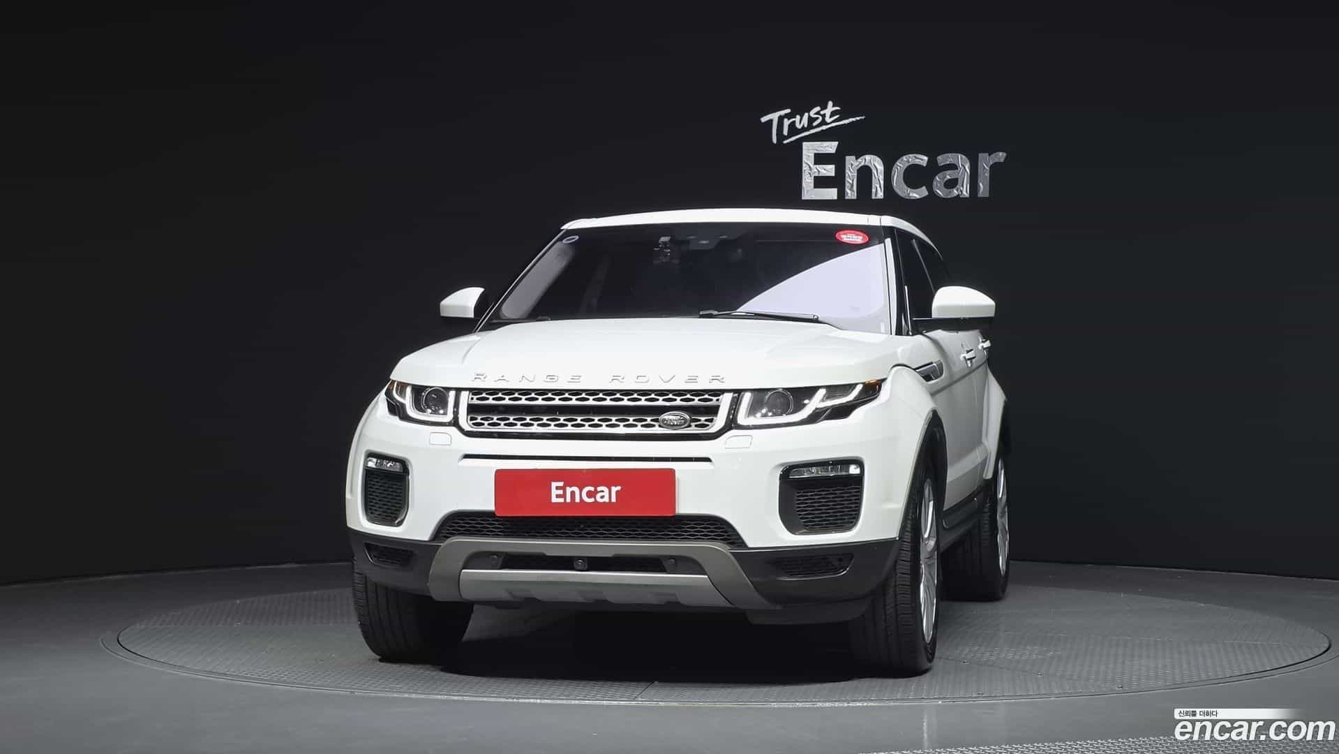 Range Rover Evoque Land Rover 2016.0-OUTER-003