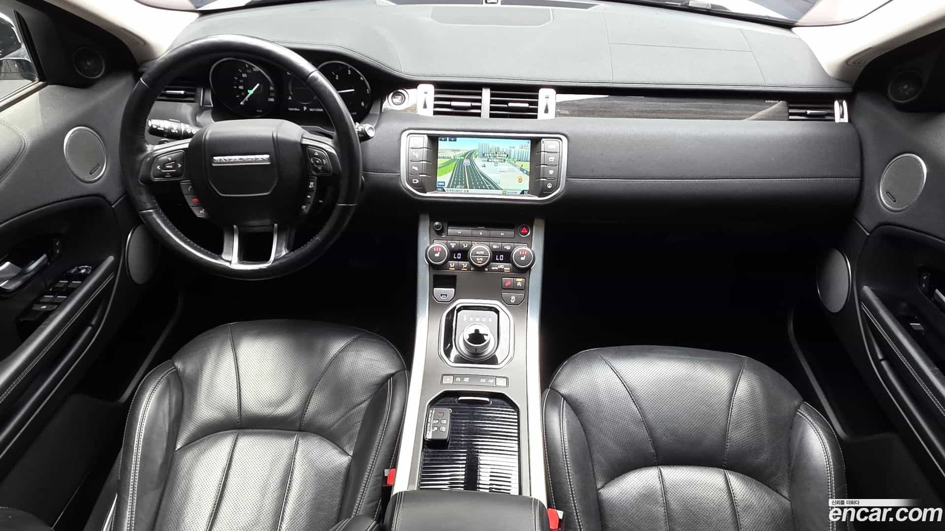 Range Rover Evoque Land Rover 2016.0-INNER-007