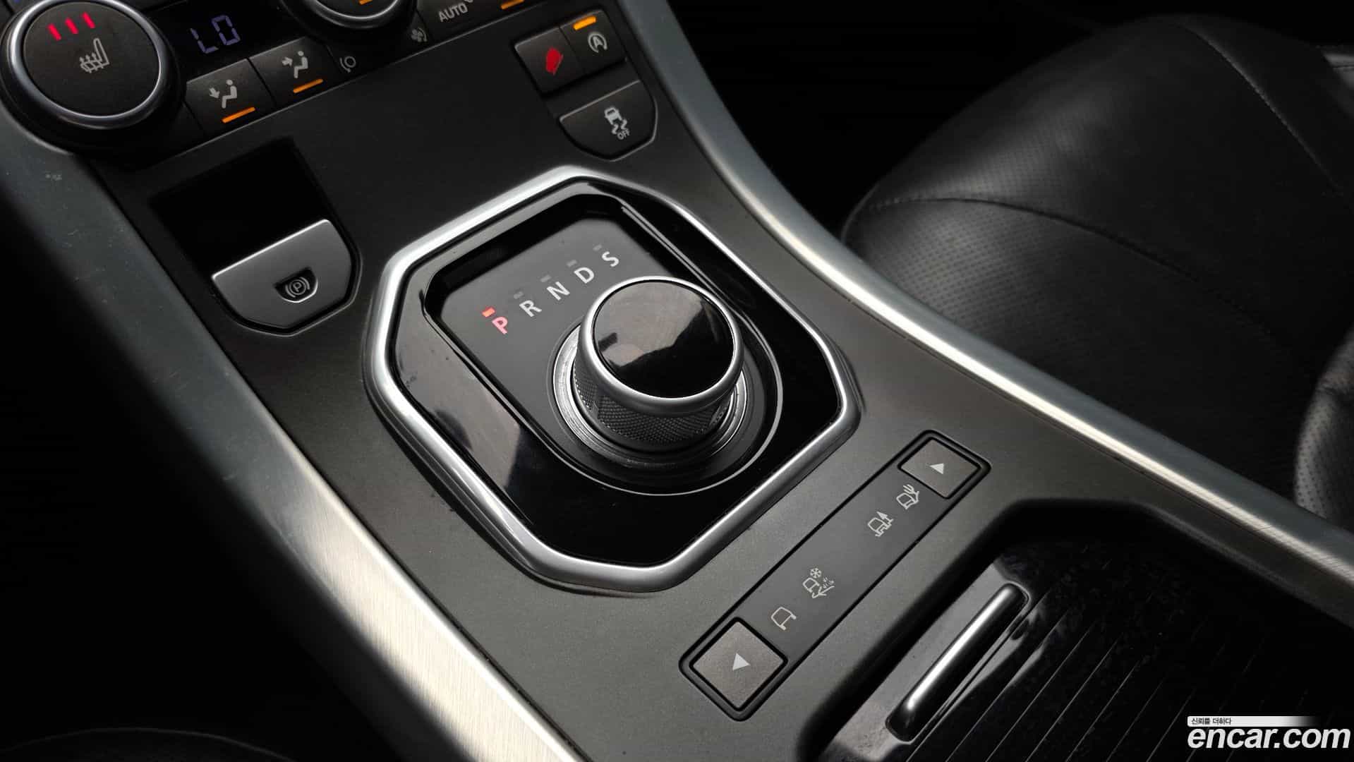 Range Rover Evoque Land Rover 2016.0-INNER-009