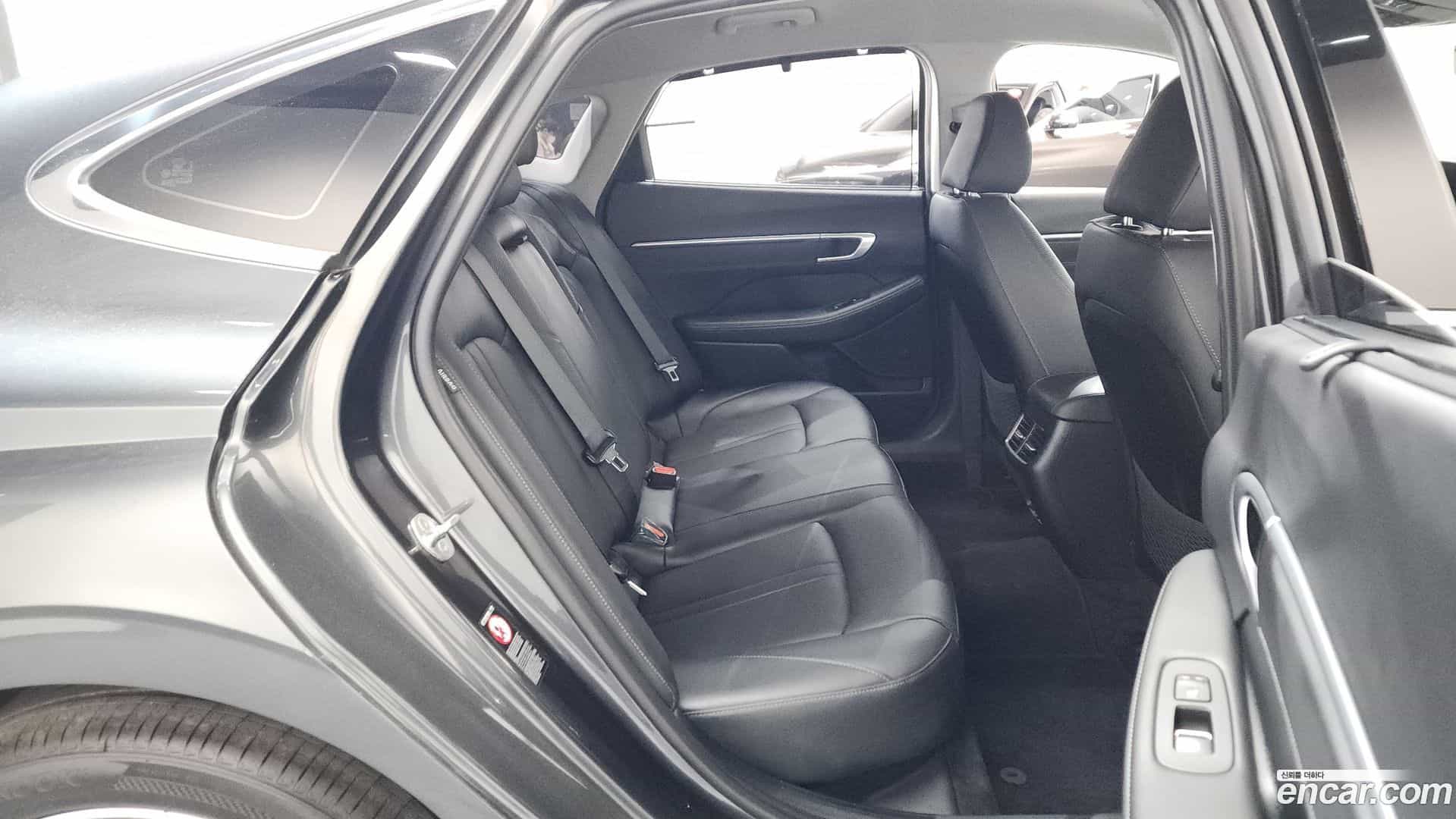 Sonata Hyundai 2021.8-OPTION-015