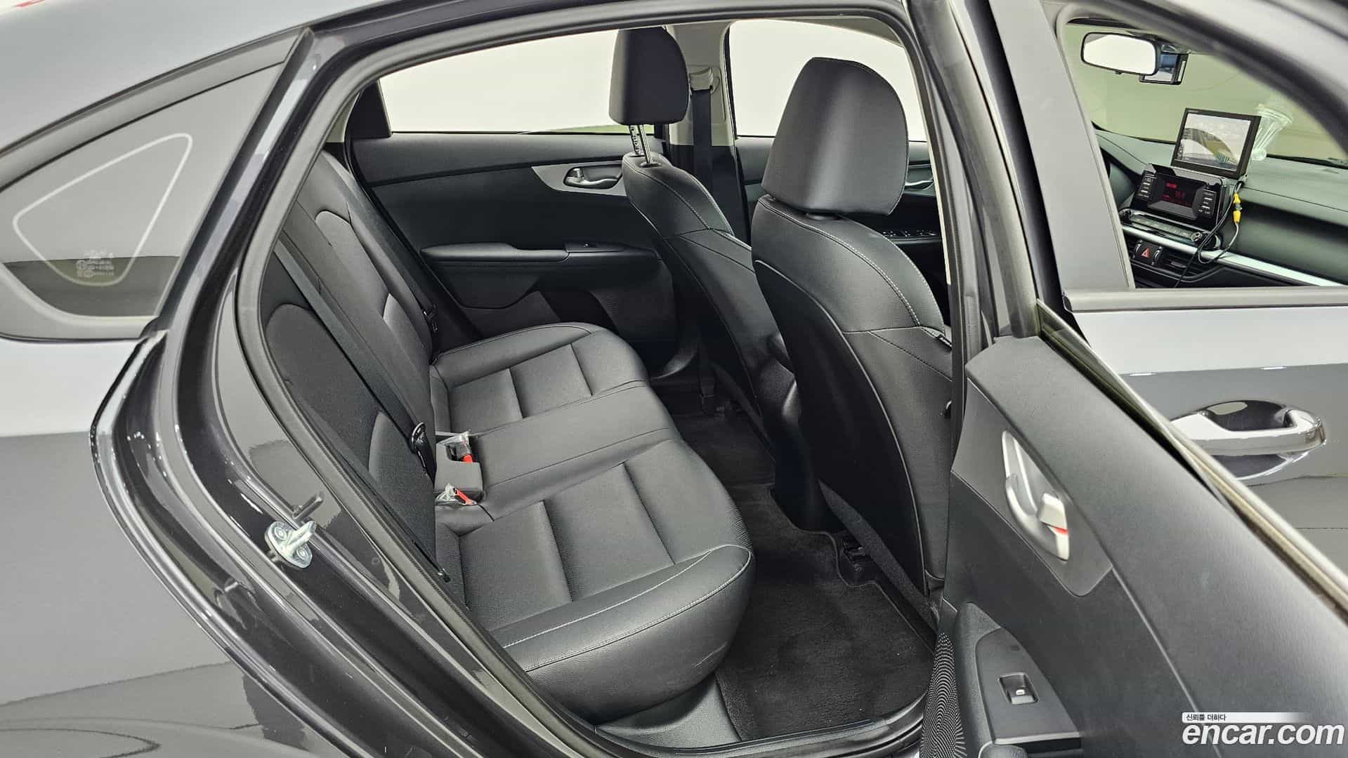 K3 Kia 2023.1-OPTION-016