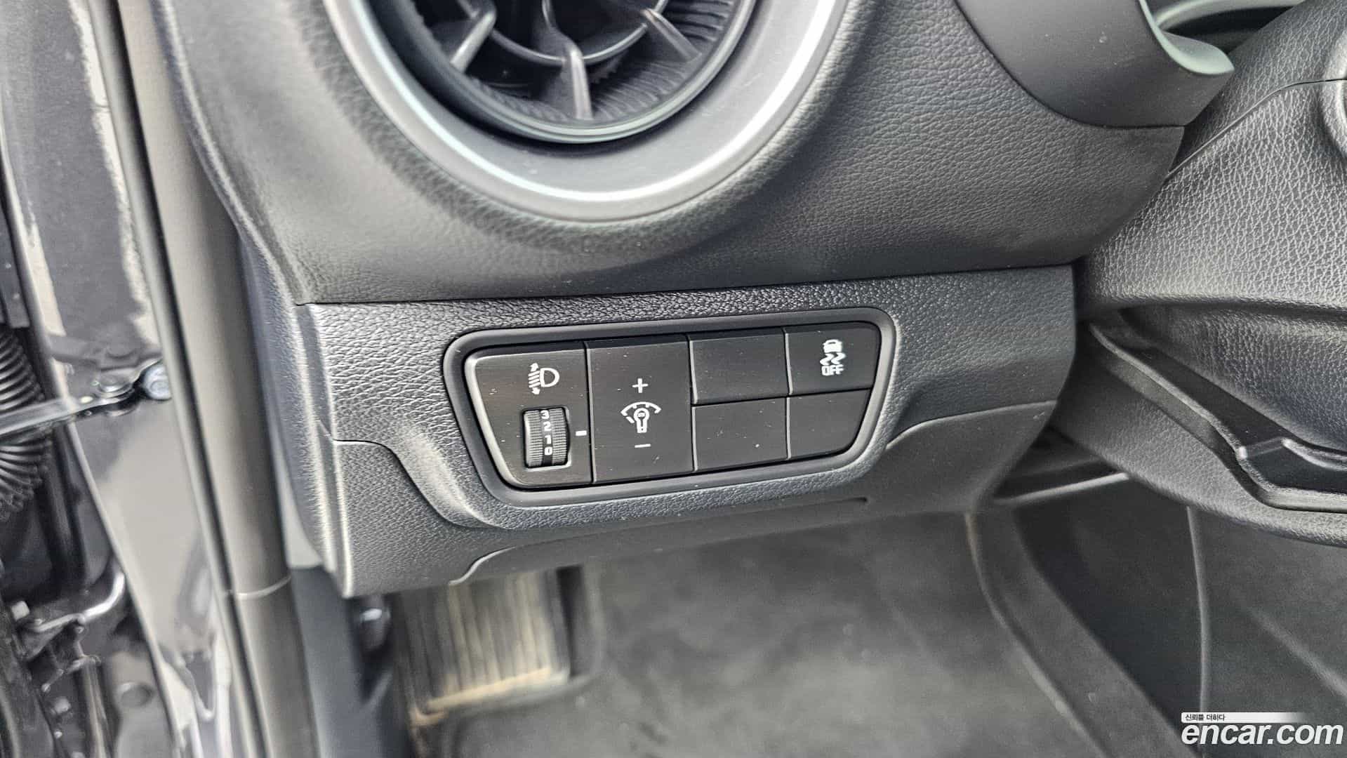 K3 Kia 2023.1-OPTION-021