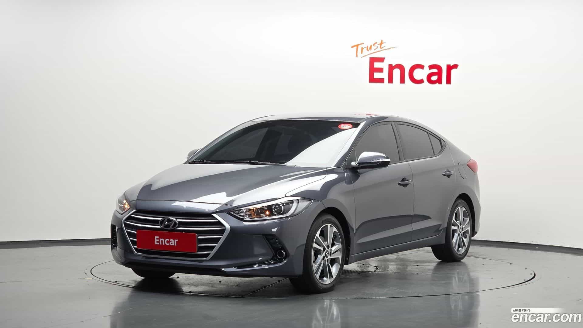 AVANTE Hyundai 2018.0-OUTER-001
