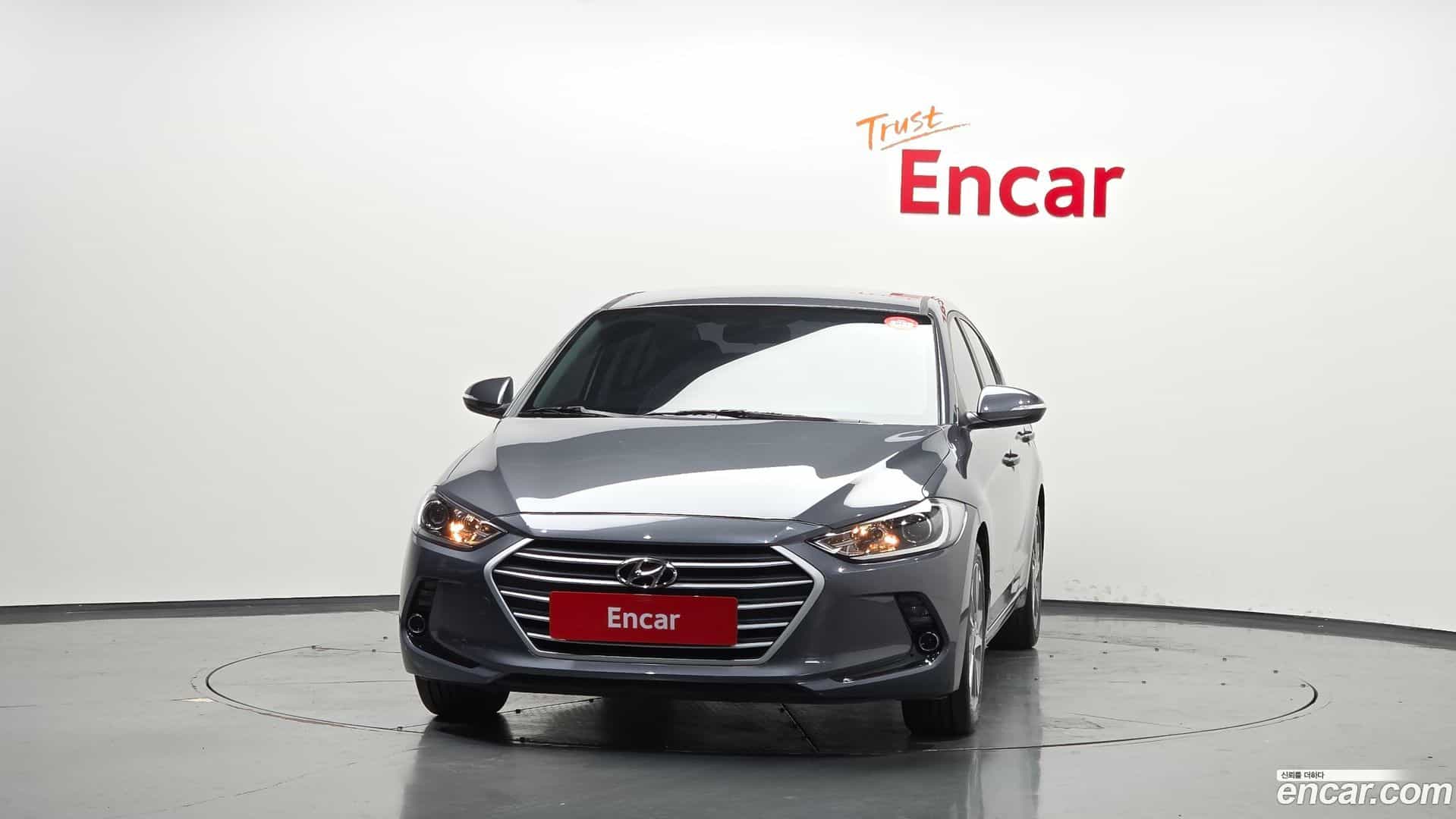 AVANTE Hyundai 2018.0-OUTER-003