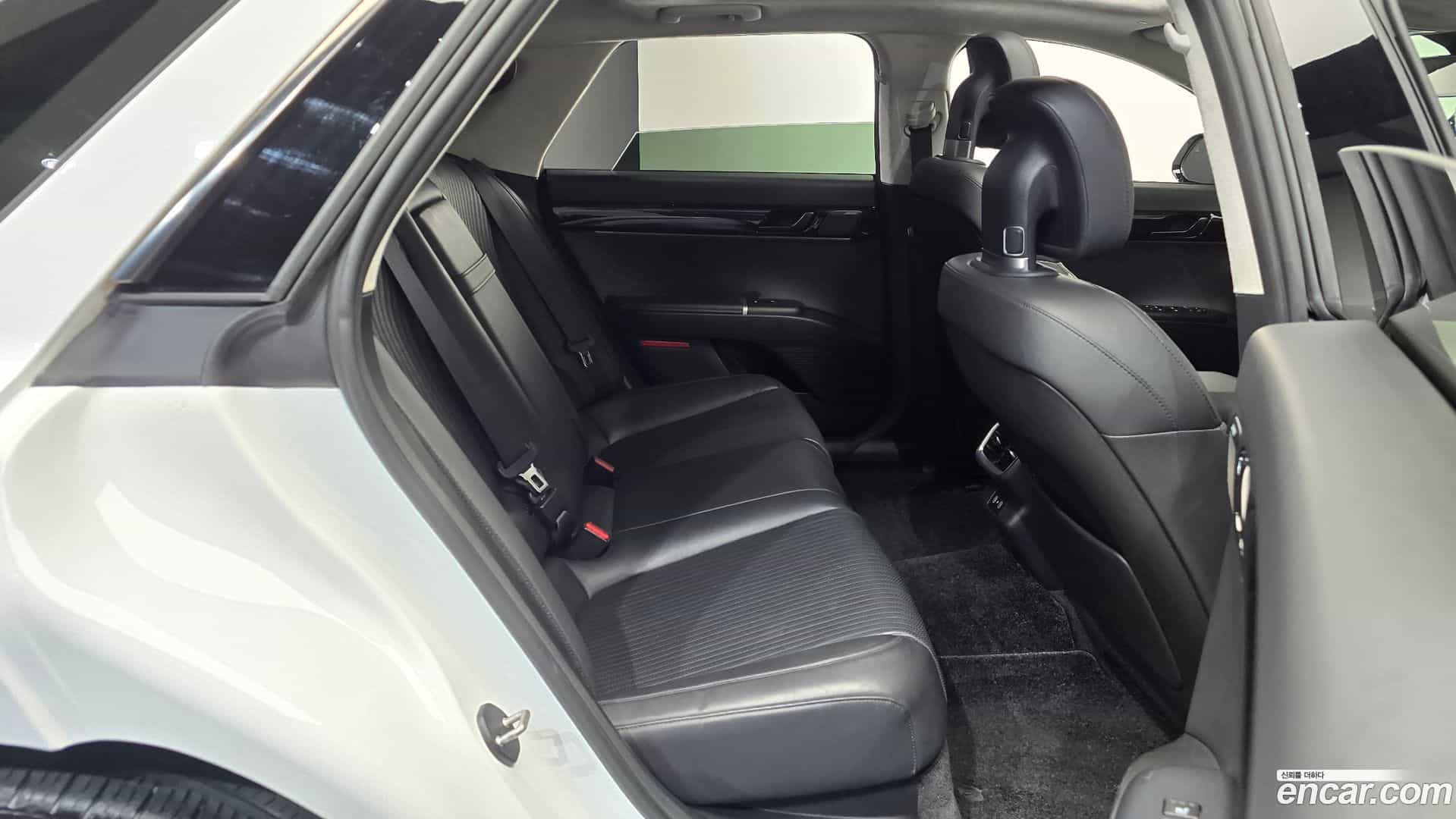 Grandeur Hyundai 2022.11-OPTION-015