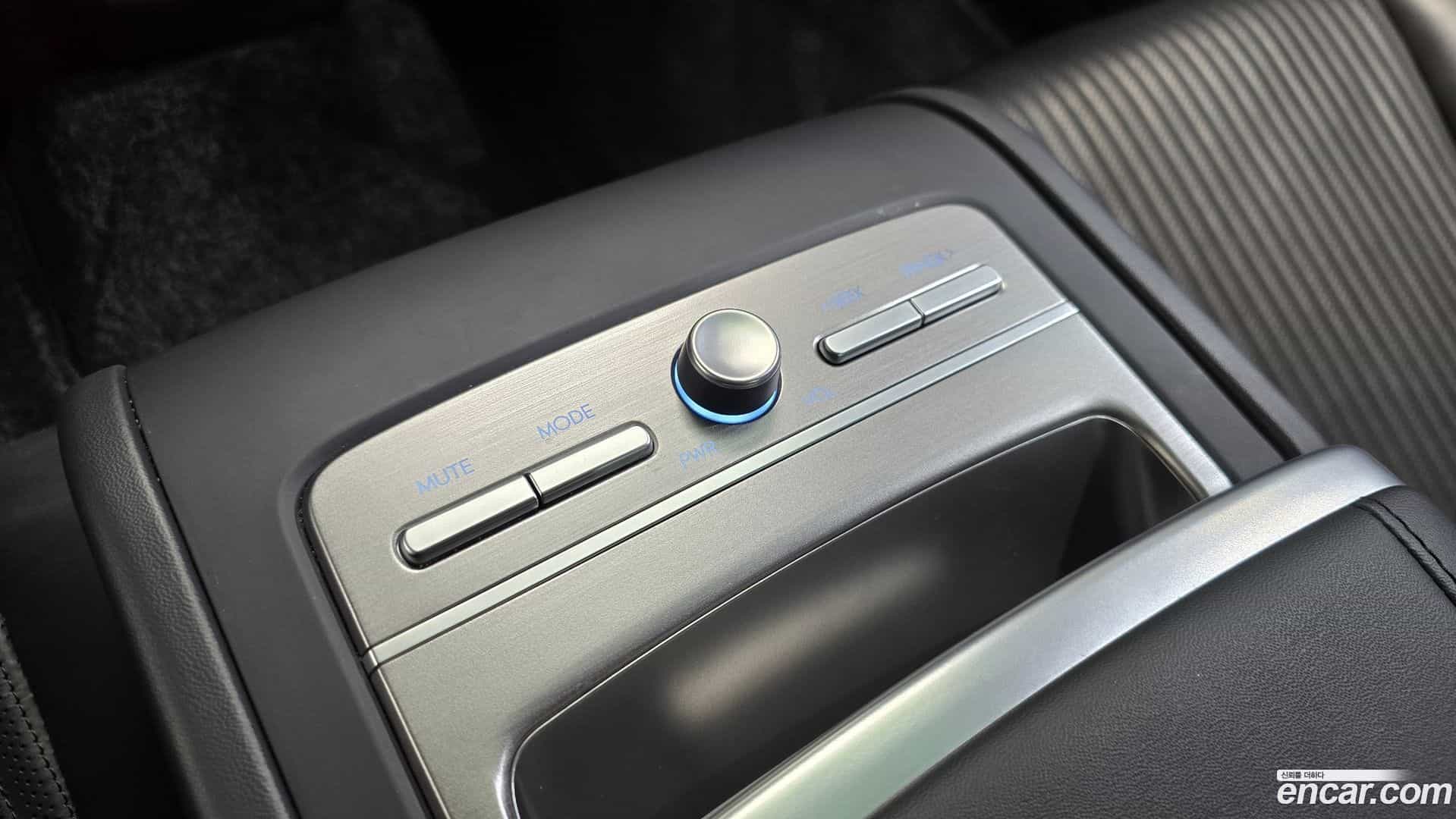 Grandeur Hyundai 2022.11-OPTION-019