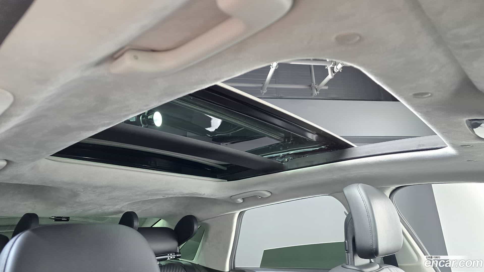 Grandeur Hyundai 2022.11-OPTION-022