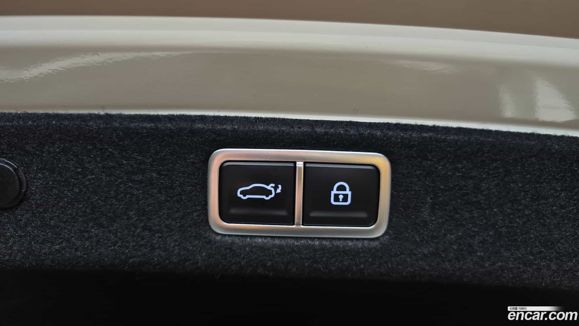 Grandeur Hyundai 2022.11-OPTION-023