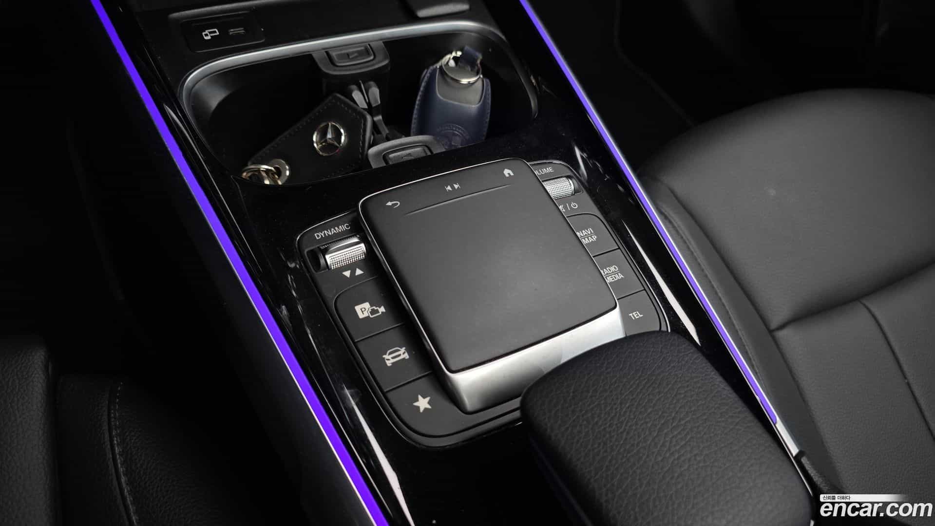 GLB-Class Mercedes-Benz 2022.5-OPTION-043