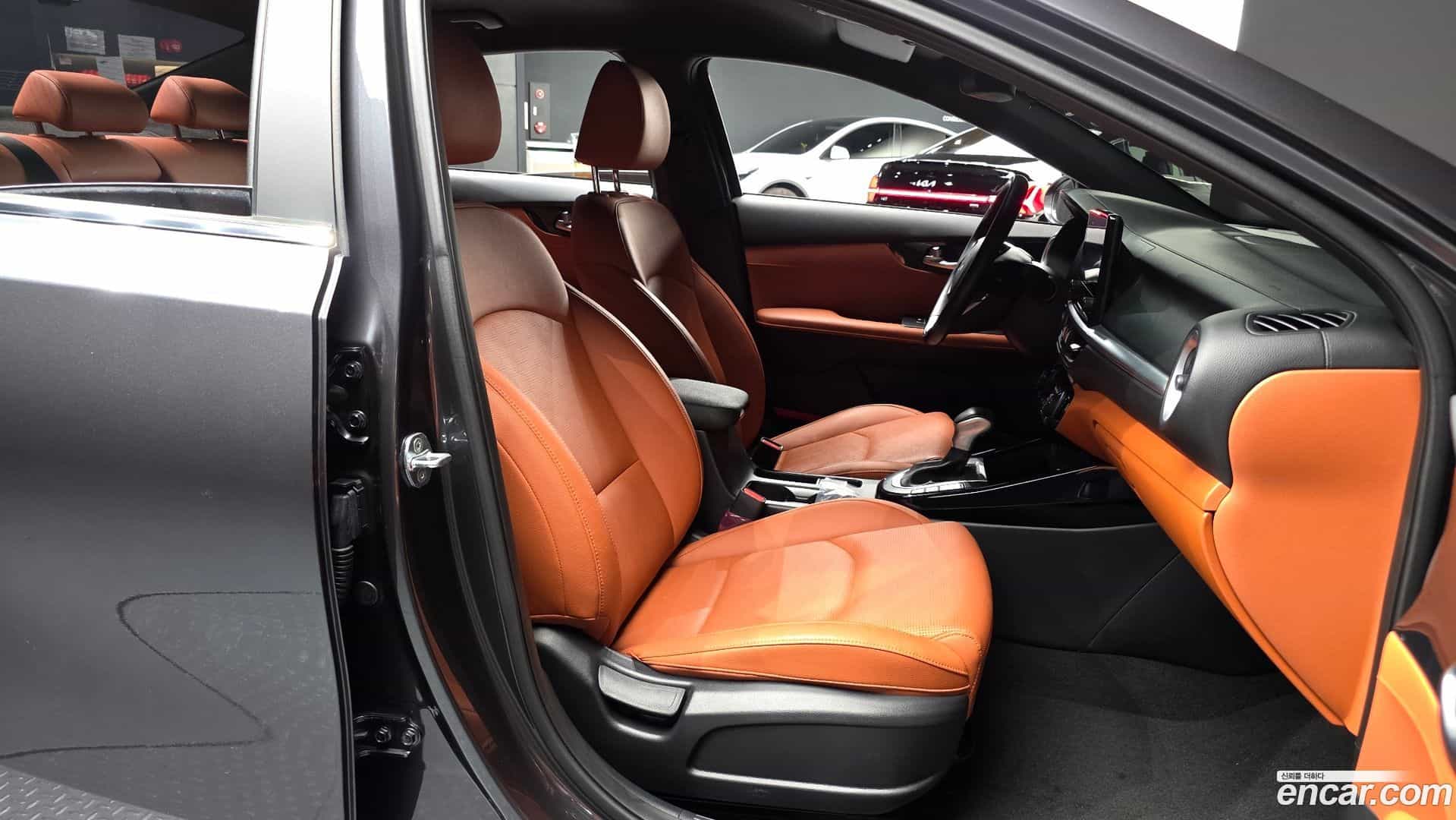 K3 Kia 2022.0-INNER-036
