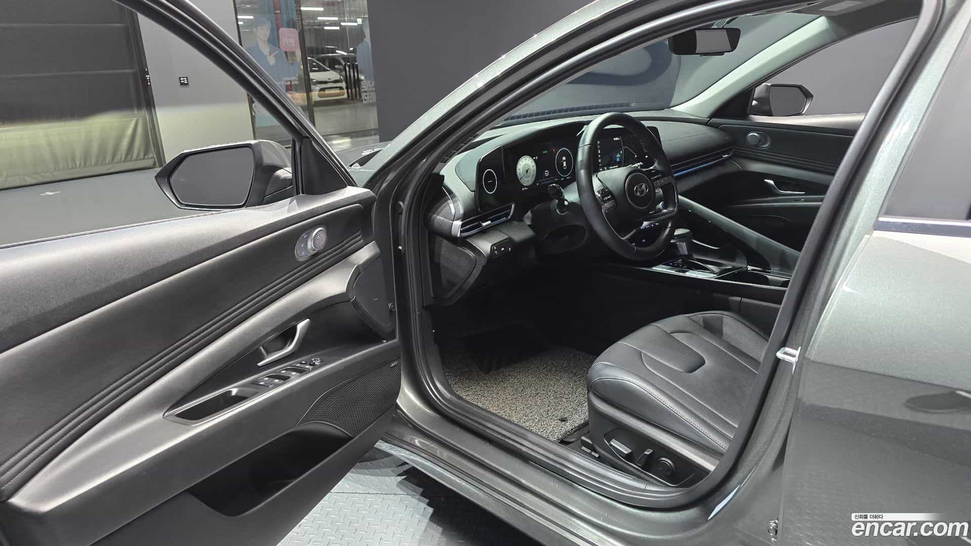 AVANTE Hyundai 2020.8-INNER-010