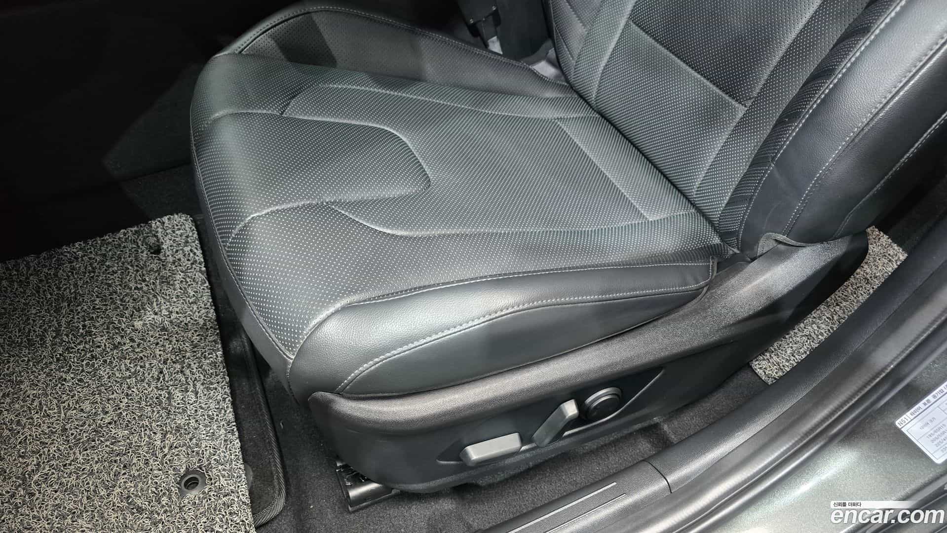 AVANTE Hyundai 2020.8-OPTION-044