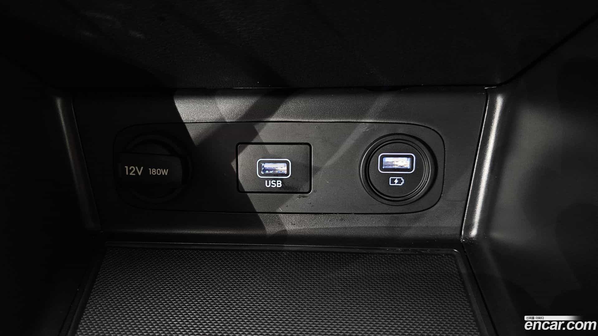 Sonata Hyundai 2022.7-OPTION-043