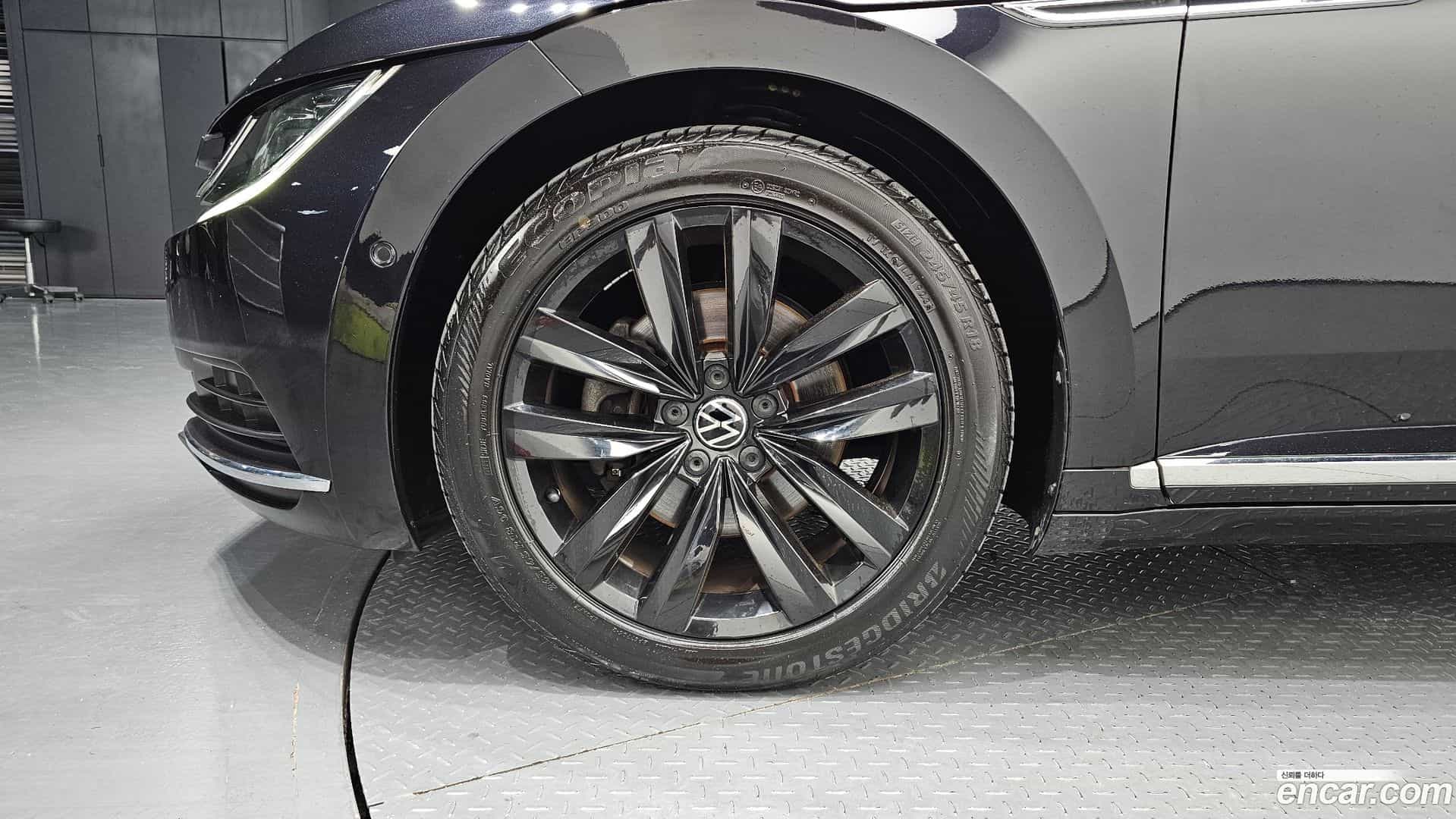 Arteon Volkswagen 2019.7-OUTER-005