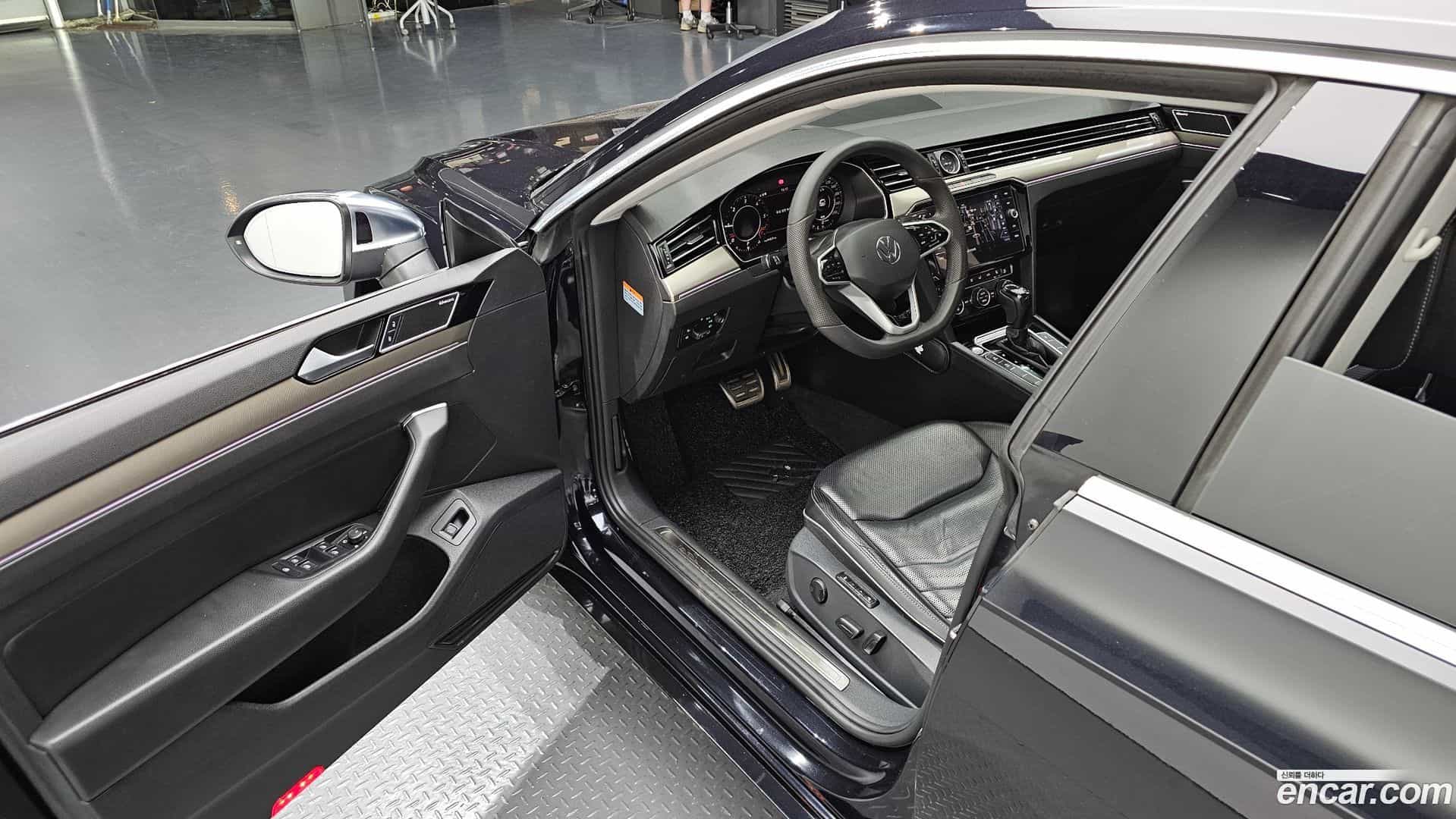 Arteon Volkswagen 2019.7-OPTION-015