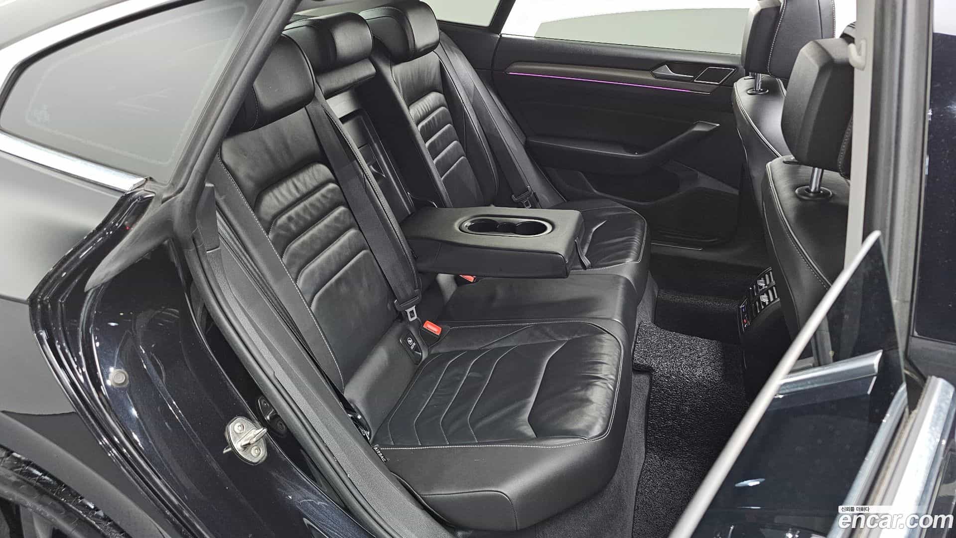Arteon Volkswagen 2019.7-INNER-036