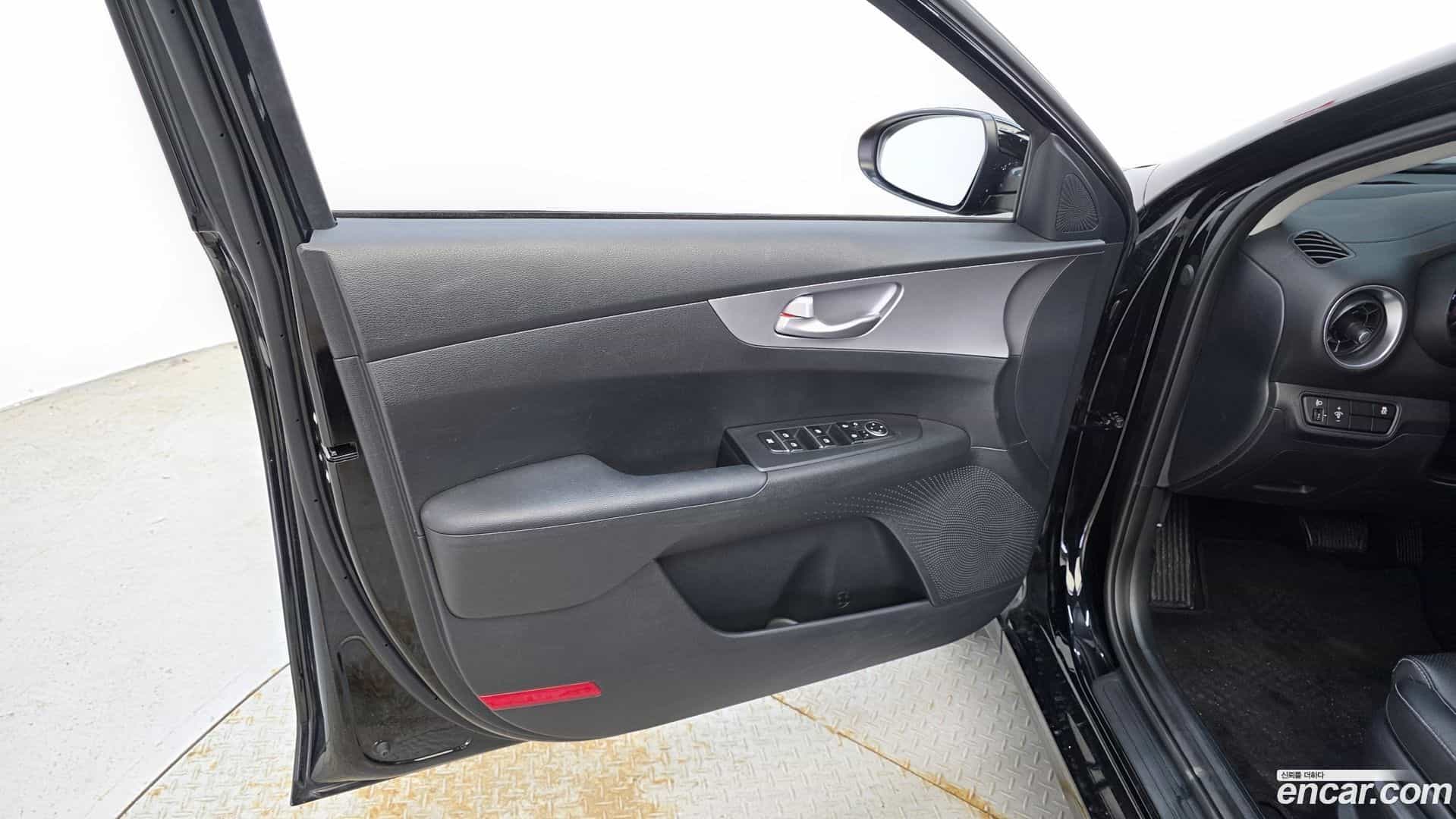 K3 Kia 2023.4-INNER-034