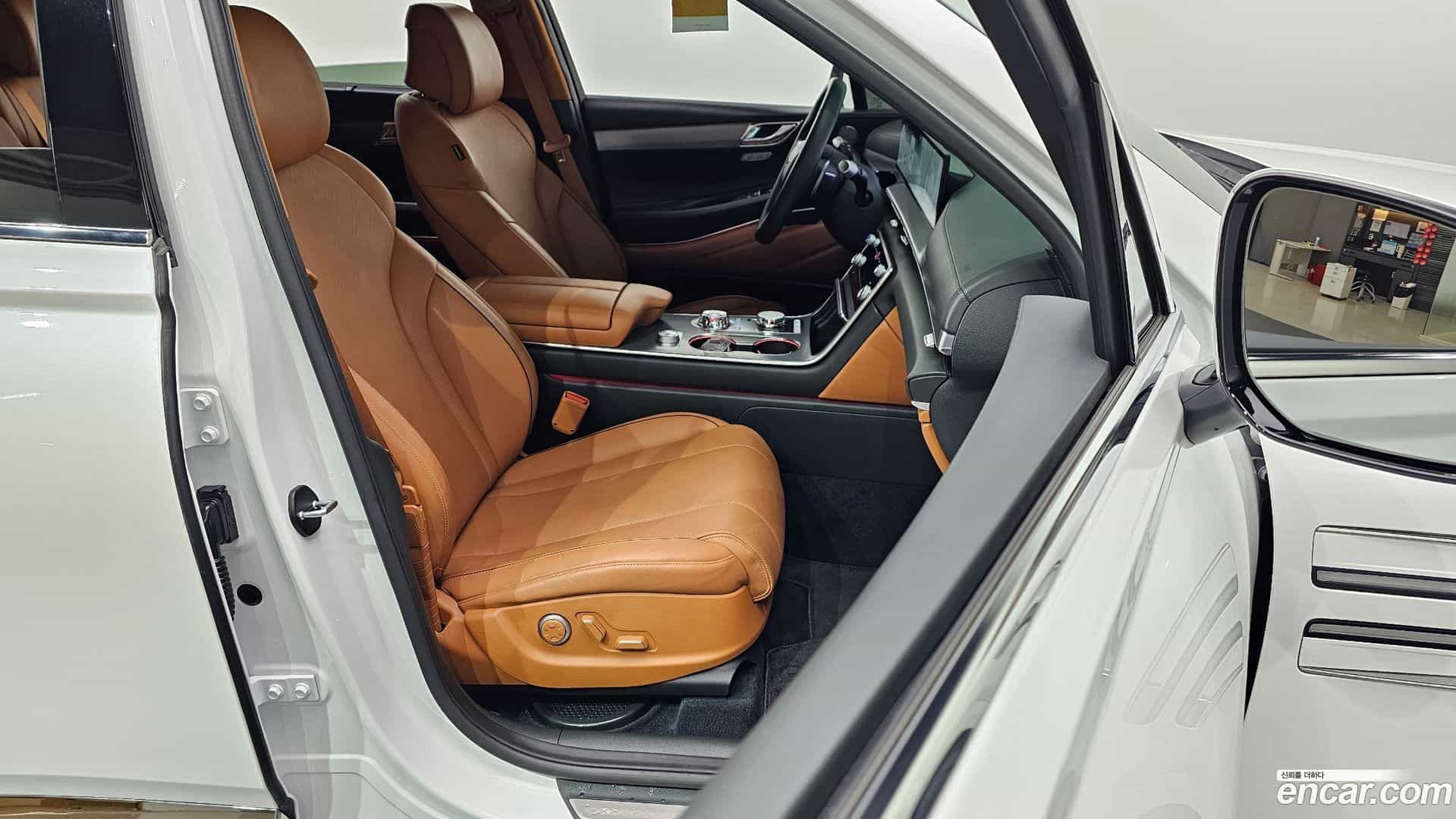 GV80 Genesis 2023.11-INNER-010