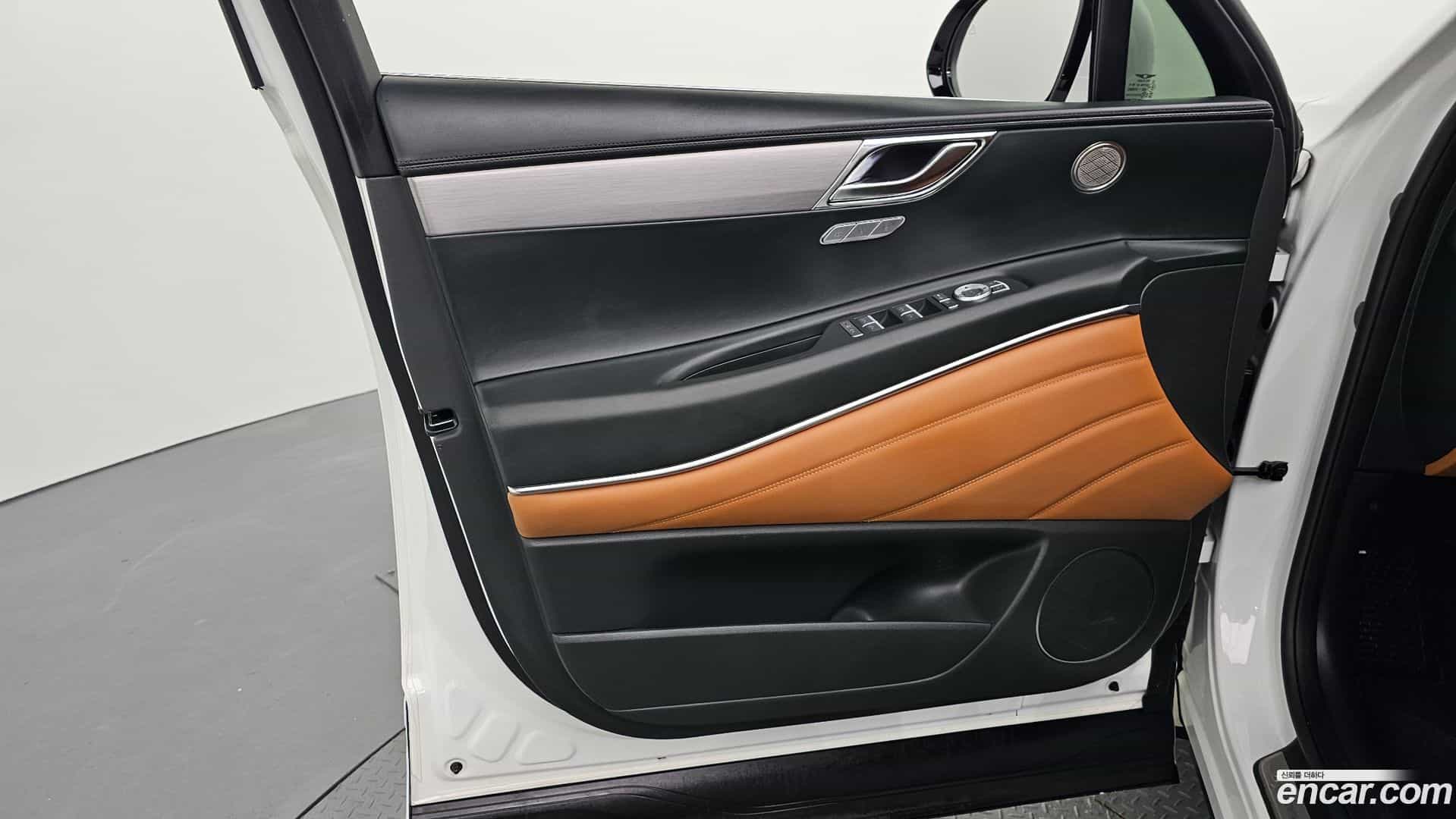 GV80 Genesis 2023.11-INNER-034