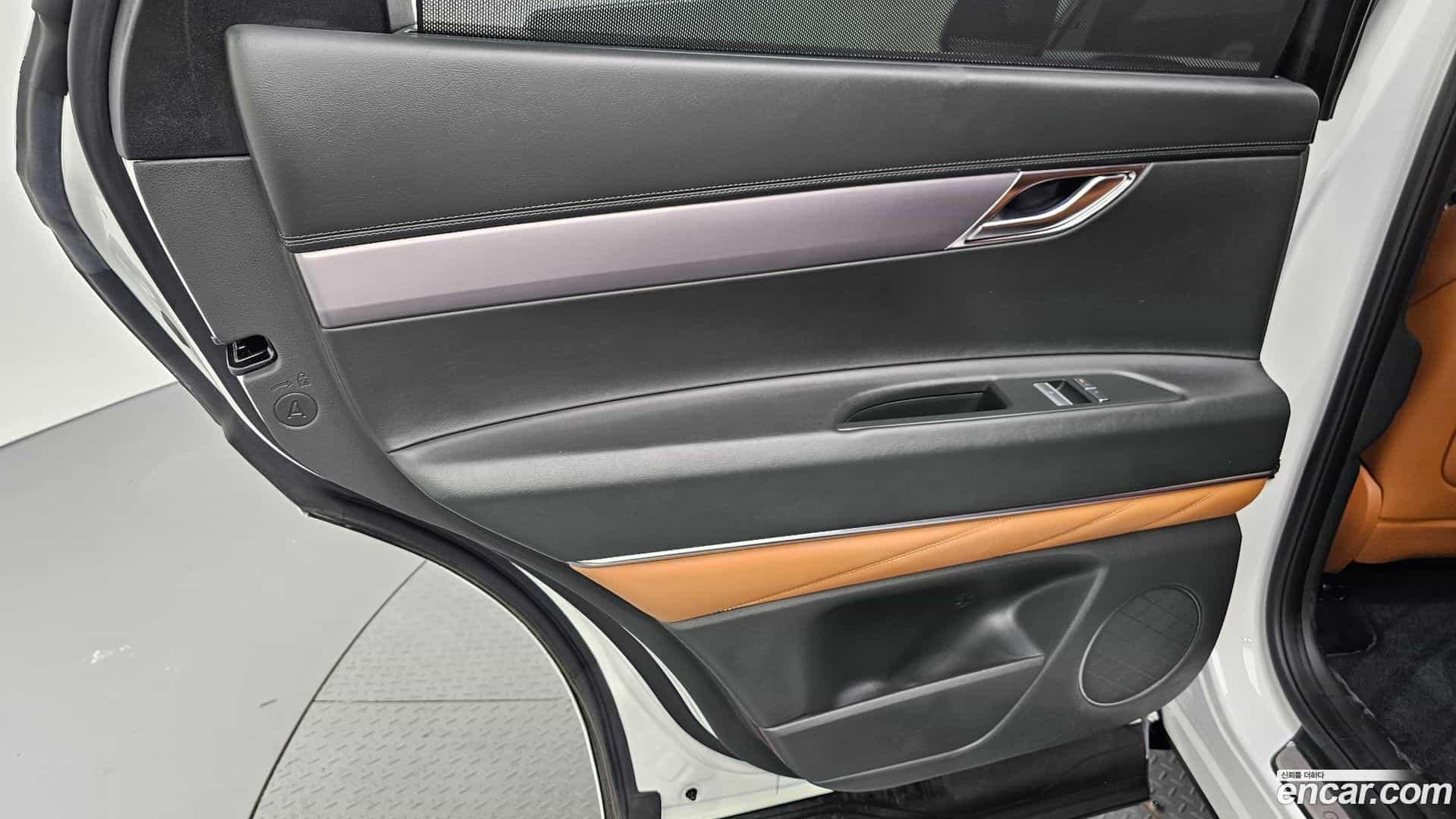 GV80 Genesis 2023.11-INNER-035