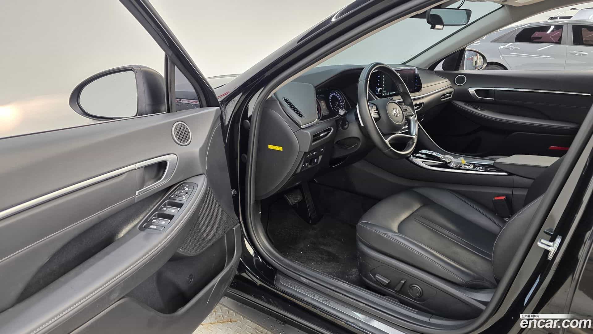 Sonata Hyundai 2022.4-INNER-010