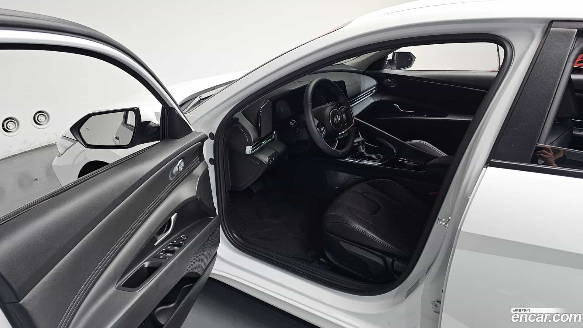 AVANTE Hyundai 2025.7-INNER-010